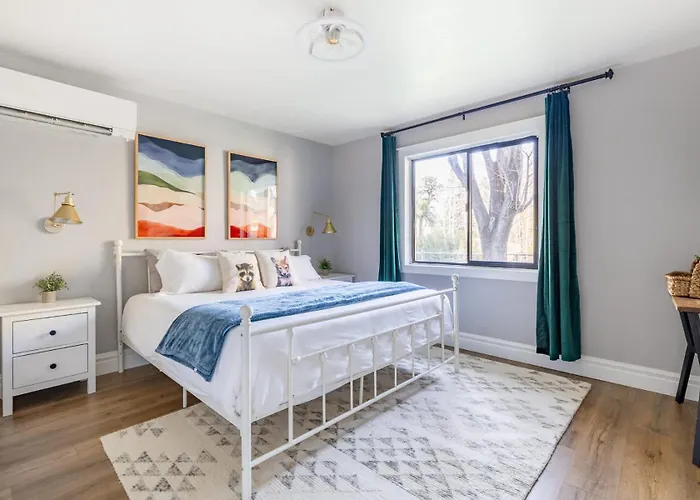 Scenic Mountain Getaway By The Park Holiday home Flagstaff
