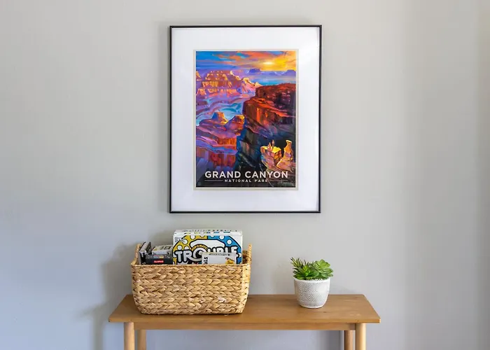Scenic Mountain Getaway By The Park Holiday home