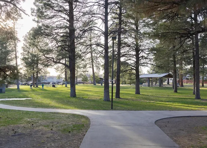 Scenic Mountain Getaway By The Park Holiday home Flagstaff