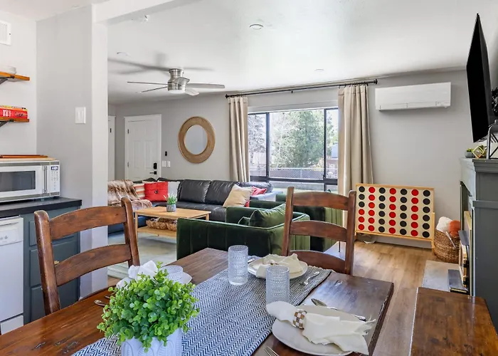 Holiday home Scenic Mountain Getaway By The Park *